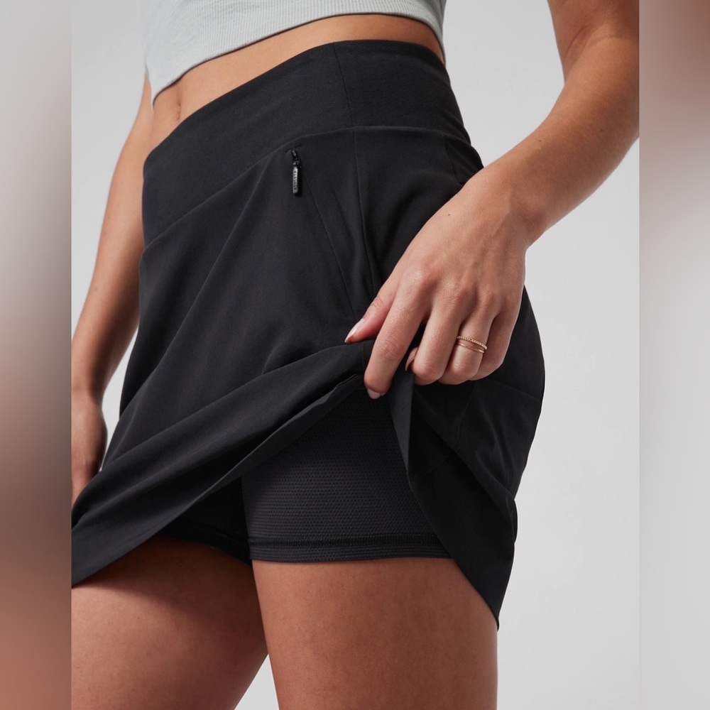Athleta soho skort, worn a few times, grey/charcoal/greenish color